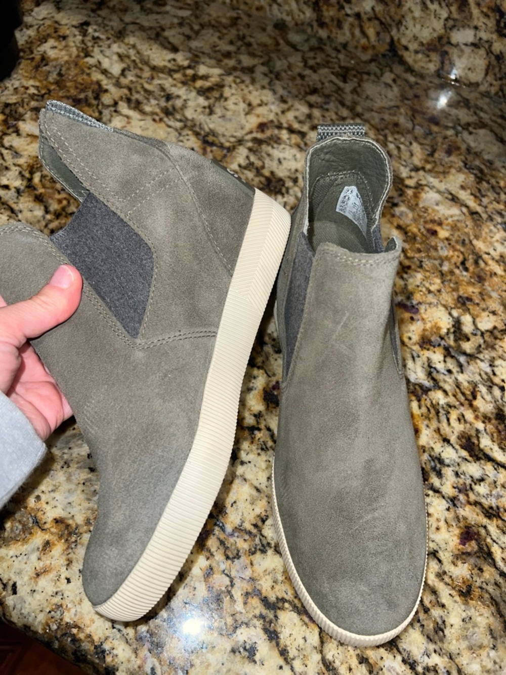 SOREL Out N About Slip On Wedge Heel Bootie Shoes Suede Sage Taupe Grey 7.5